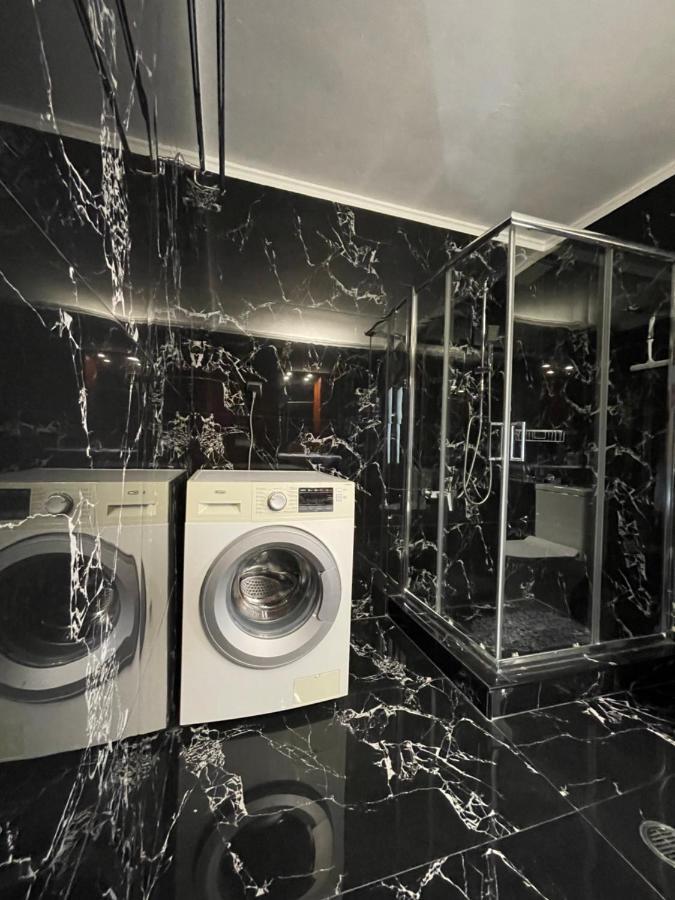 Aria Apartment Bagian luar foto