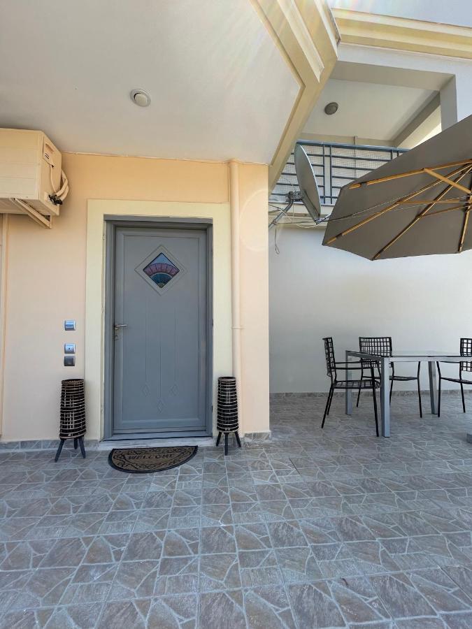 Aria Apartment Bagian luar foto
