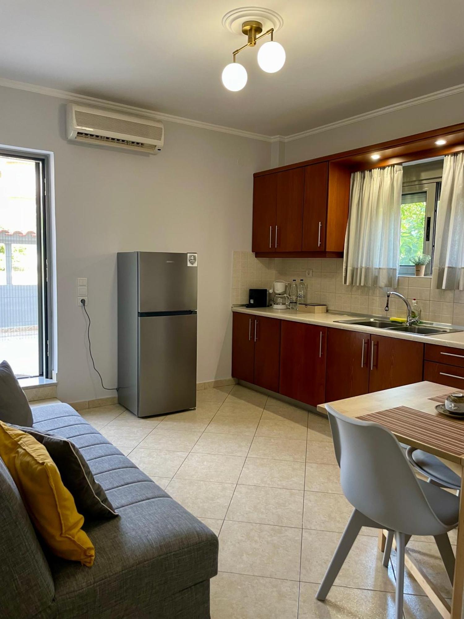 Aria Apartment Bagian luar foto